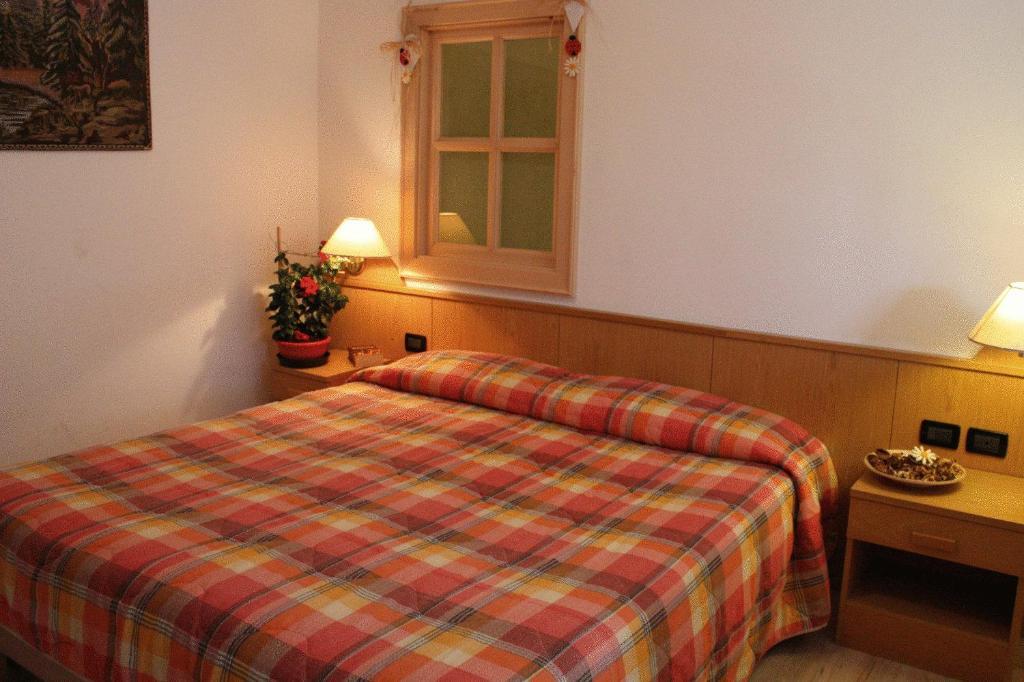 Caminetto Mountain Resort Lavarone Pokój zdjęcie